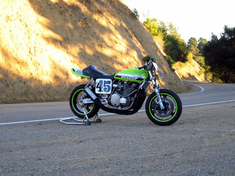 Мотоцикл Kawasaki Z1 Mad Ed 1975