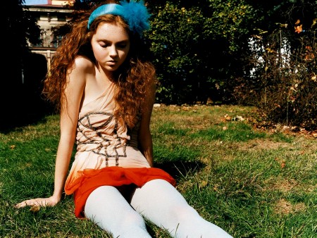         / Lily Cole - 34 