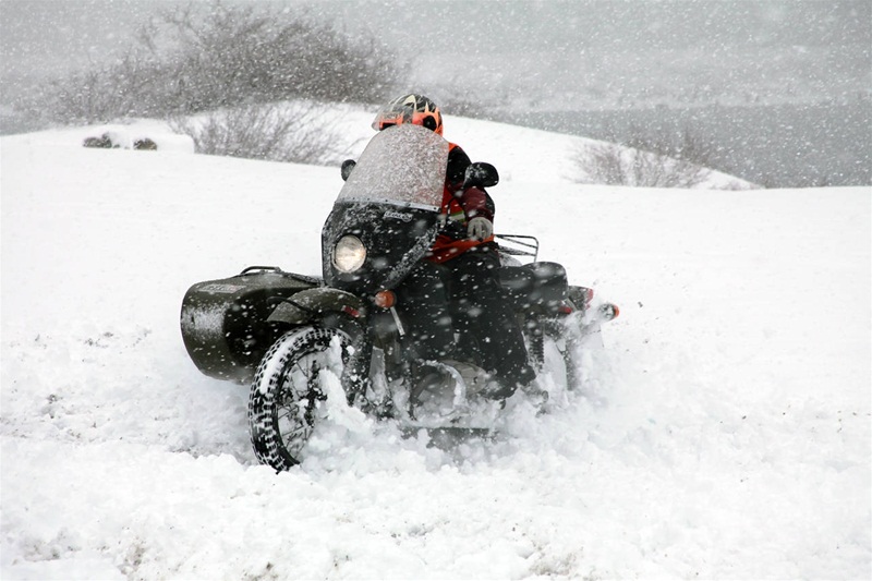 Мотоциклы, снег, зима...