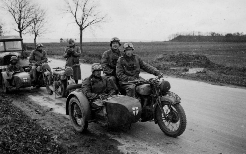 военные мотоциклы 
